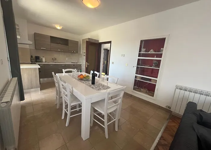 Sterna In Apartmán Svetvinčenat