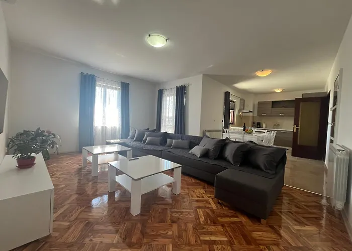 Apartman Sterna In *